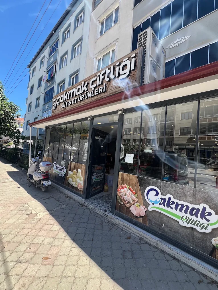 Necdet Çakmak Çiftliği mağazamız